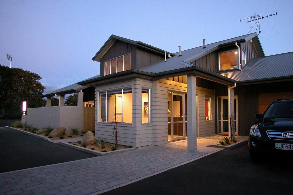 Arena Lodge Palmerston North Bagian luar foto