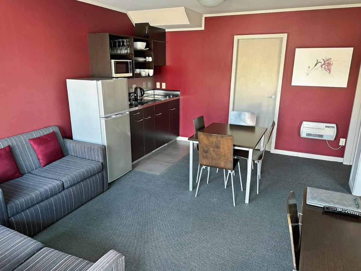 Arena Lodge Palmerston North Bagian luar foto