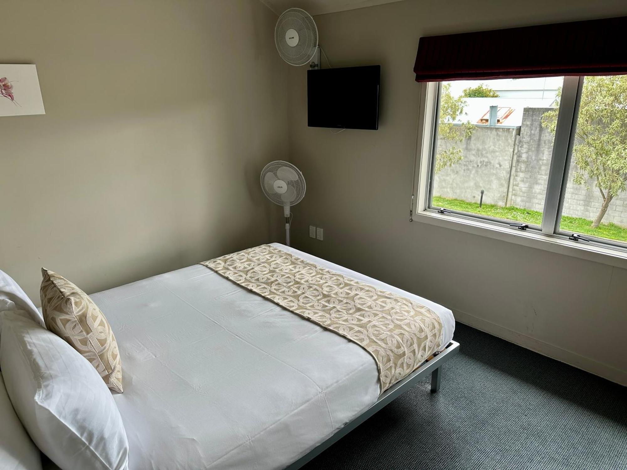 Arena Lodge Palmerston North Bagian luar foto
