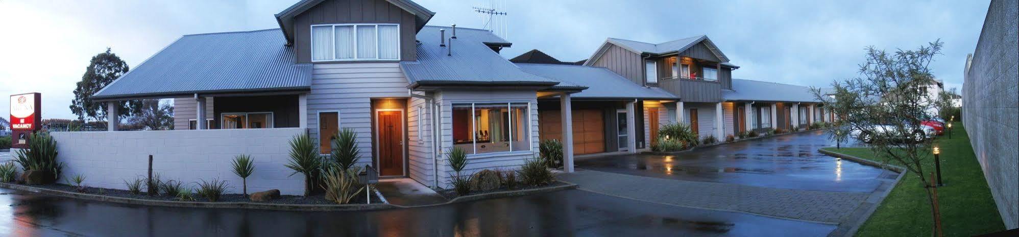 Arena Lodge Palmerston North Bagian luar foto